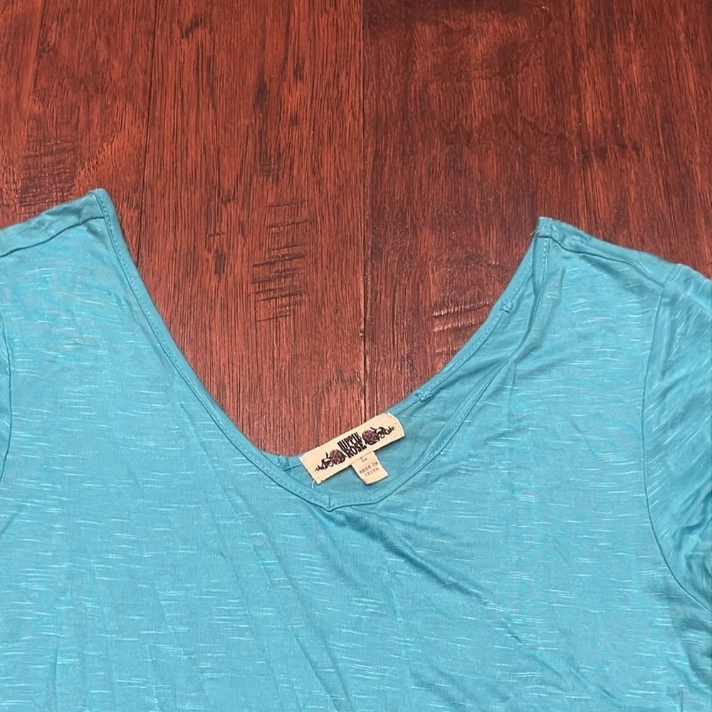 Medium Asymmetrical Blue Cap Sleeve Tee - Picture 5 of 9